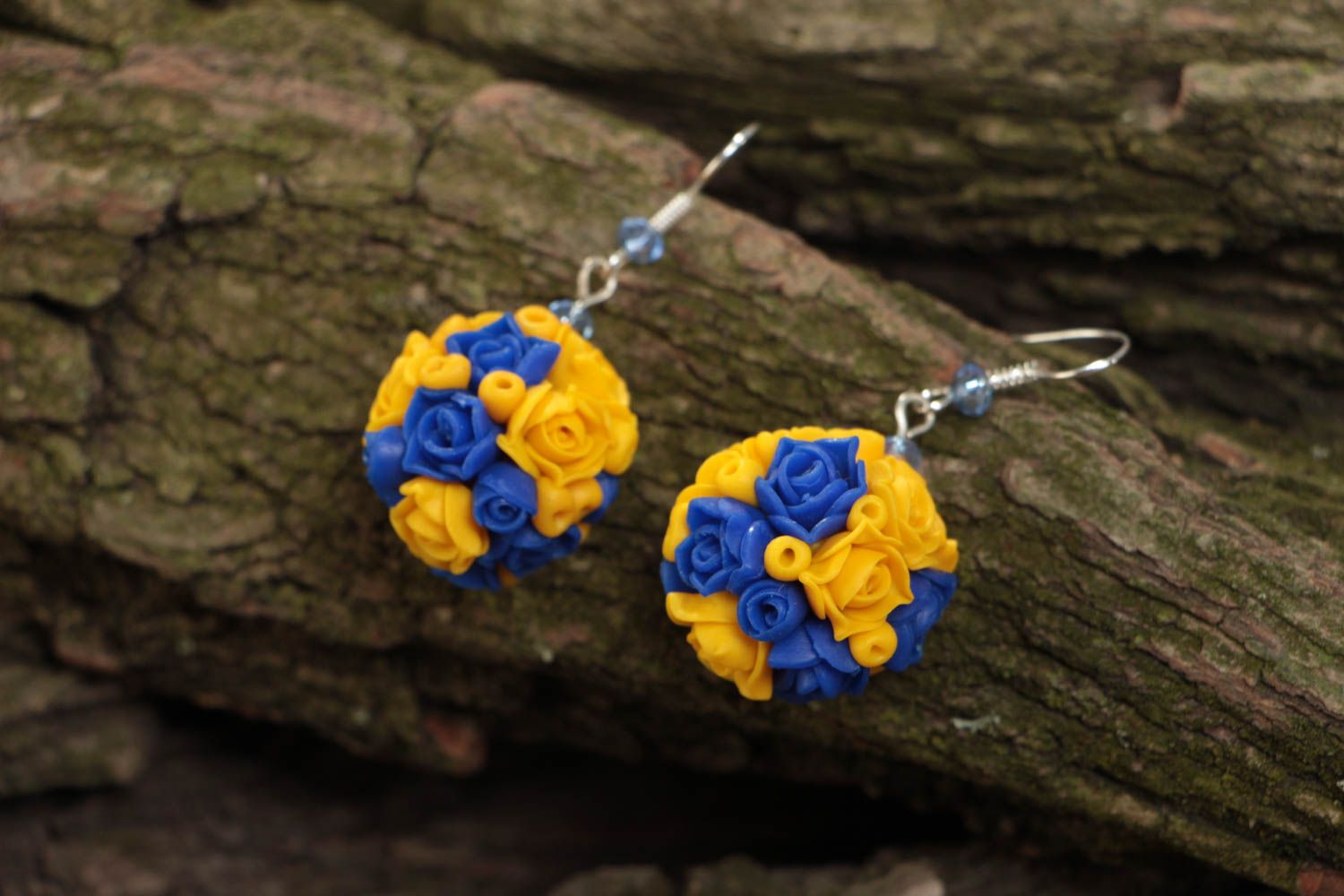 Earrings with flowers made of polymer clay with beads bright yellow with blue  photo 1