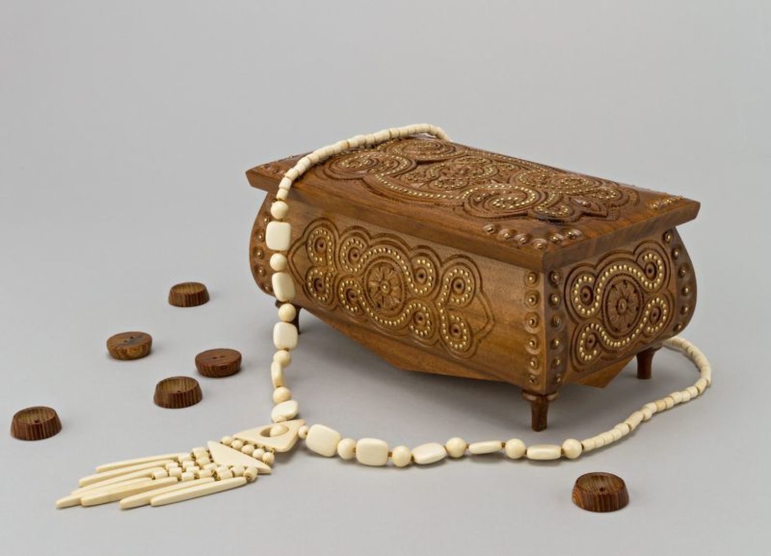 Wooden box with carving and inlay photo 1