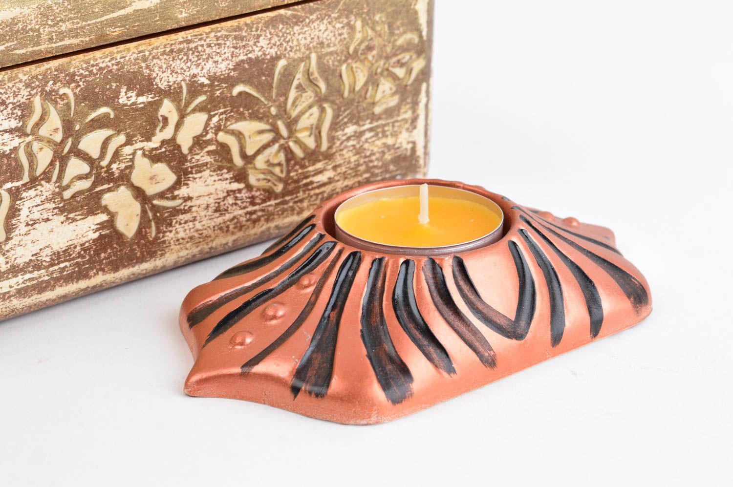 Terracotta hand-painted flat one tea light candle holder for home décor 0,79 inches photo 1