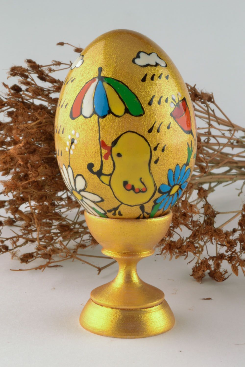 Huevo de Pascua hecho de madera foto 1