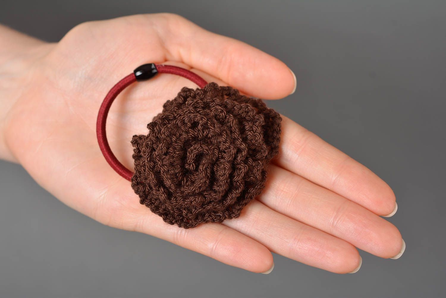 Stylish handmade crochet flower scrunchie hair tie hair style ideas photo 3