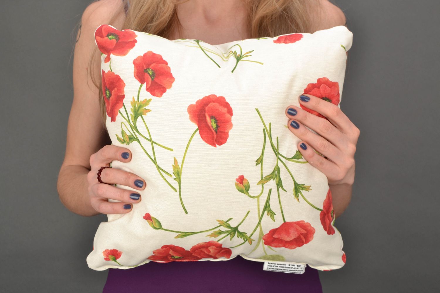 Small accent pillow with painting Poppies photo 1
