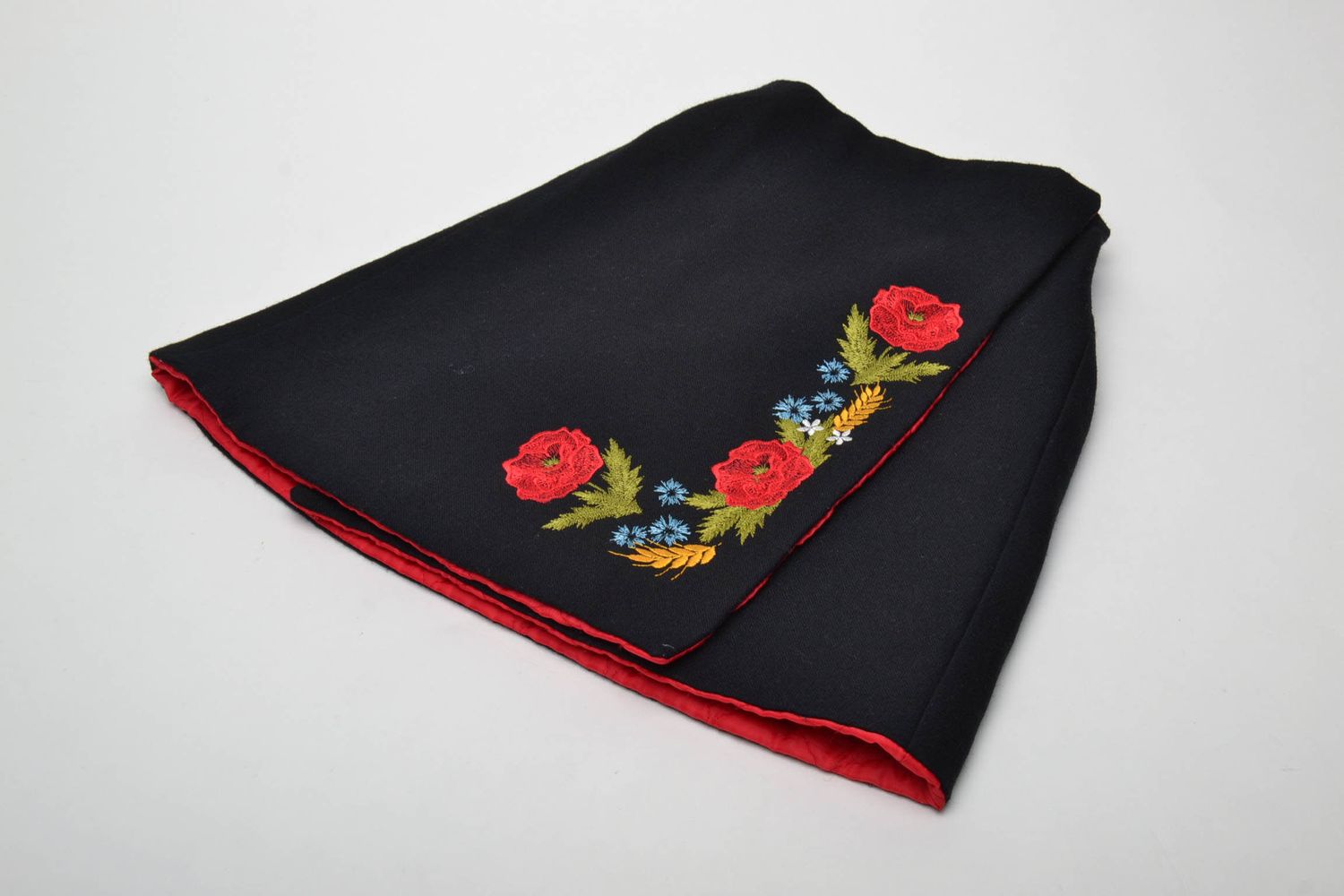 Children's wool skirt with embroidery photo 5