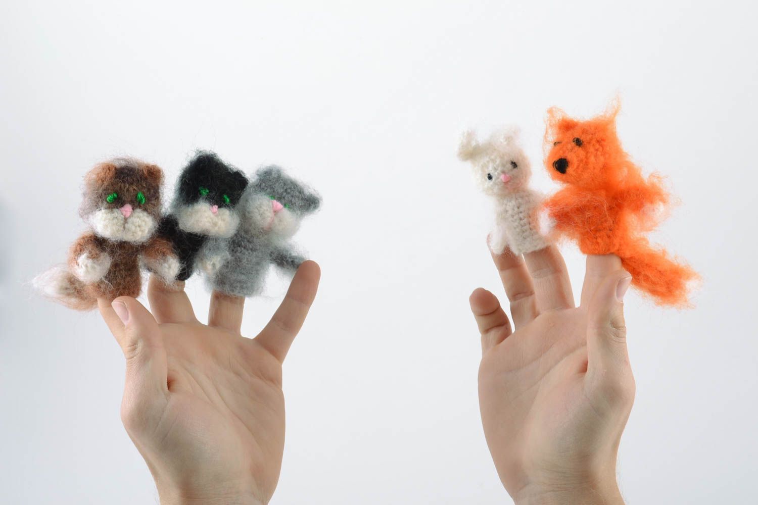 Handmade crocheted finger theatre set of 5 toys present for children photo 5