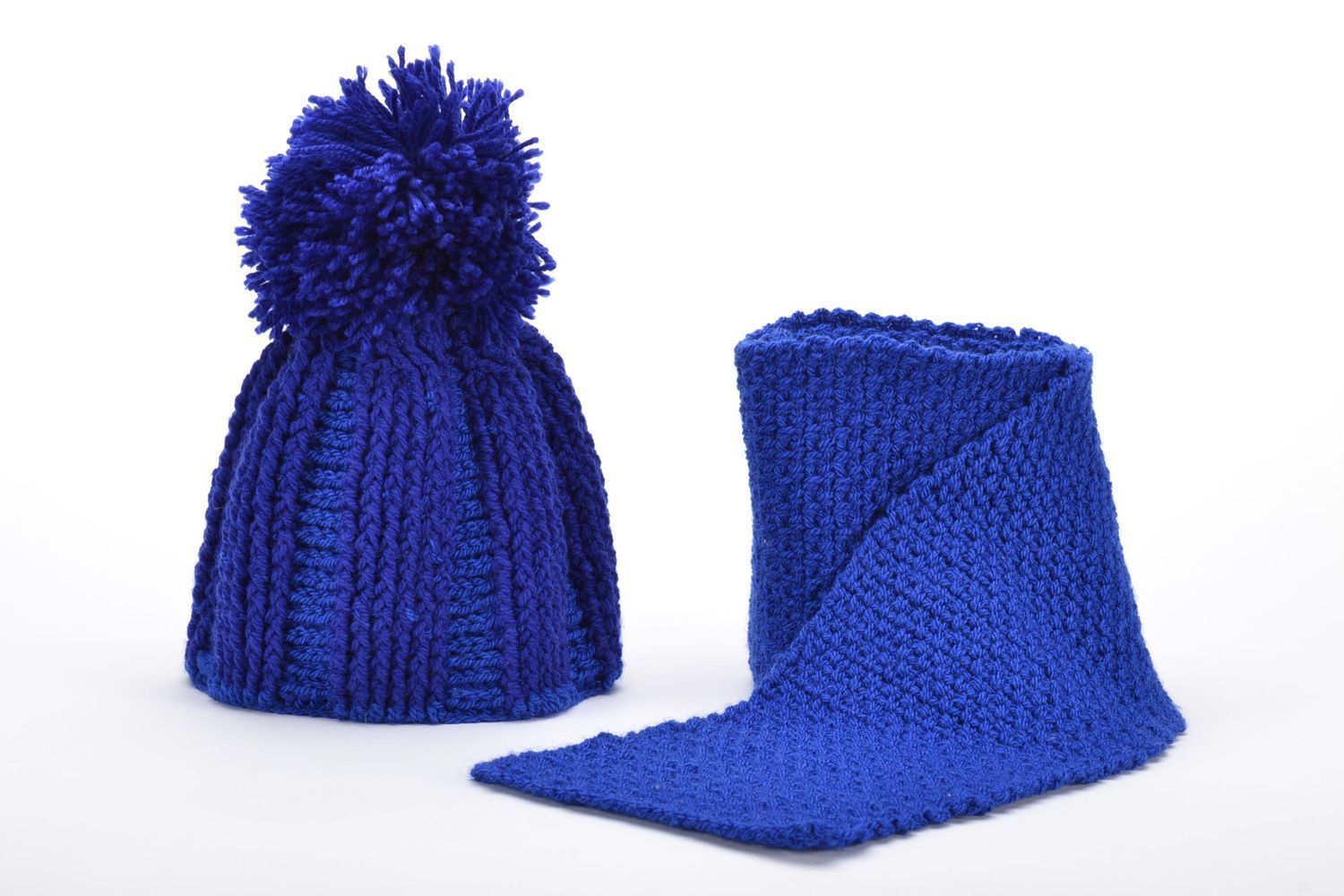 Mütze und Schal in Blau foto 2