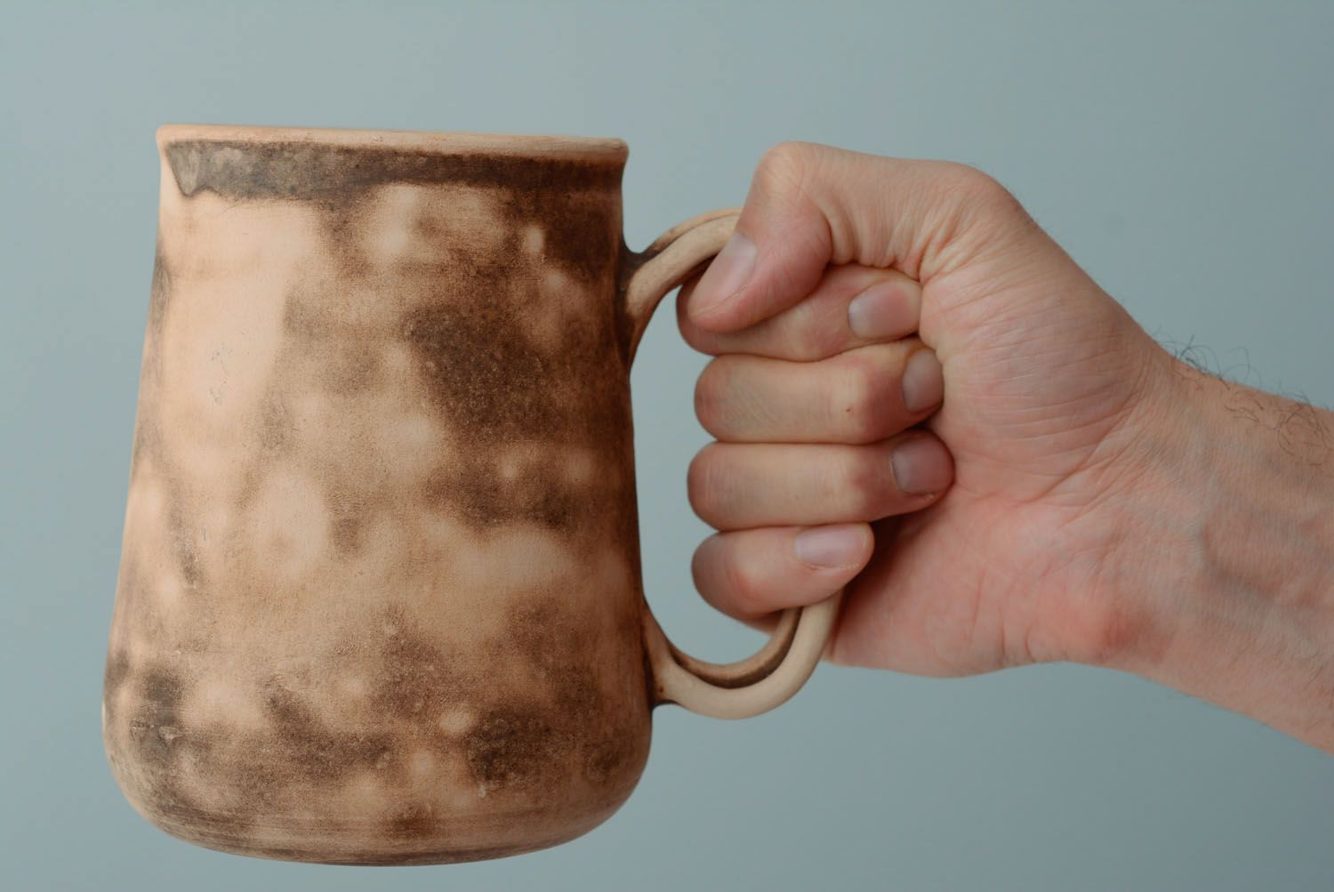 XXL clay beer mug, coffee mug in brown and beige color photo 3