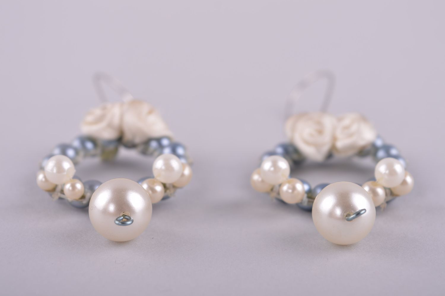 Boucles d'oreilles pendantes Bijou fait main perles fantaisie Accessoire femme photo 4