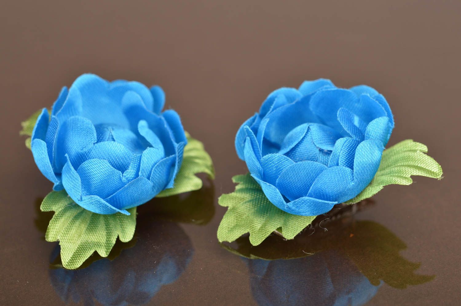 Hair clips made of artificial flowers for kids handmade set of 2 pieces photo 2