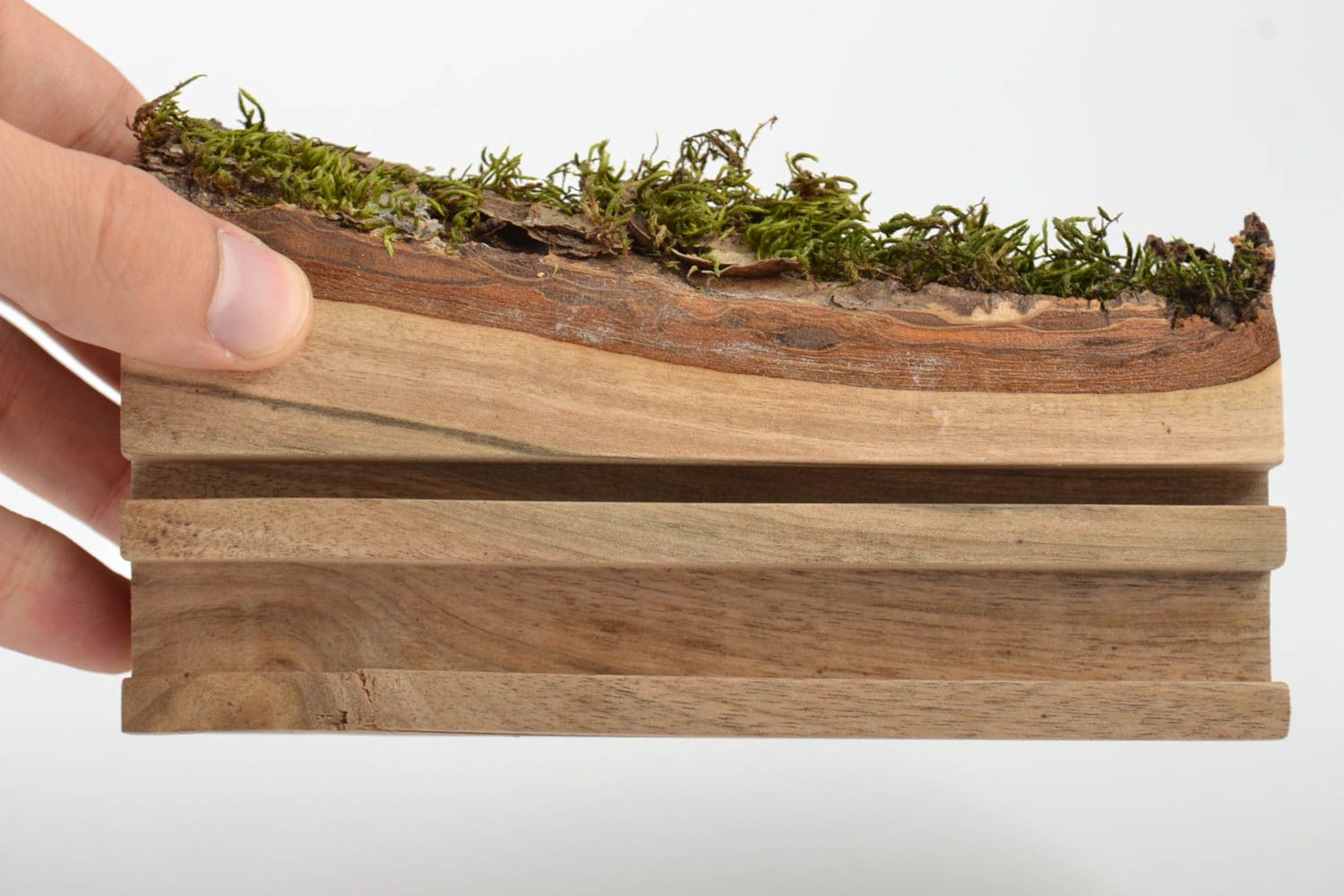 Sujetador para tablet de madera ecológico artesanal con musgo original accesorio foto 4