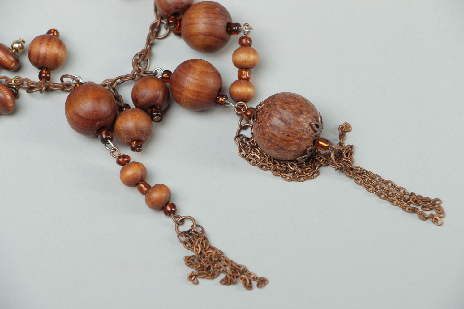 Handmade wooden bead necklace on copper chain photo 2