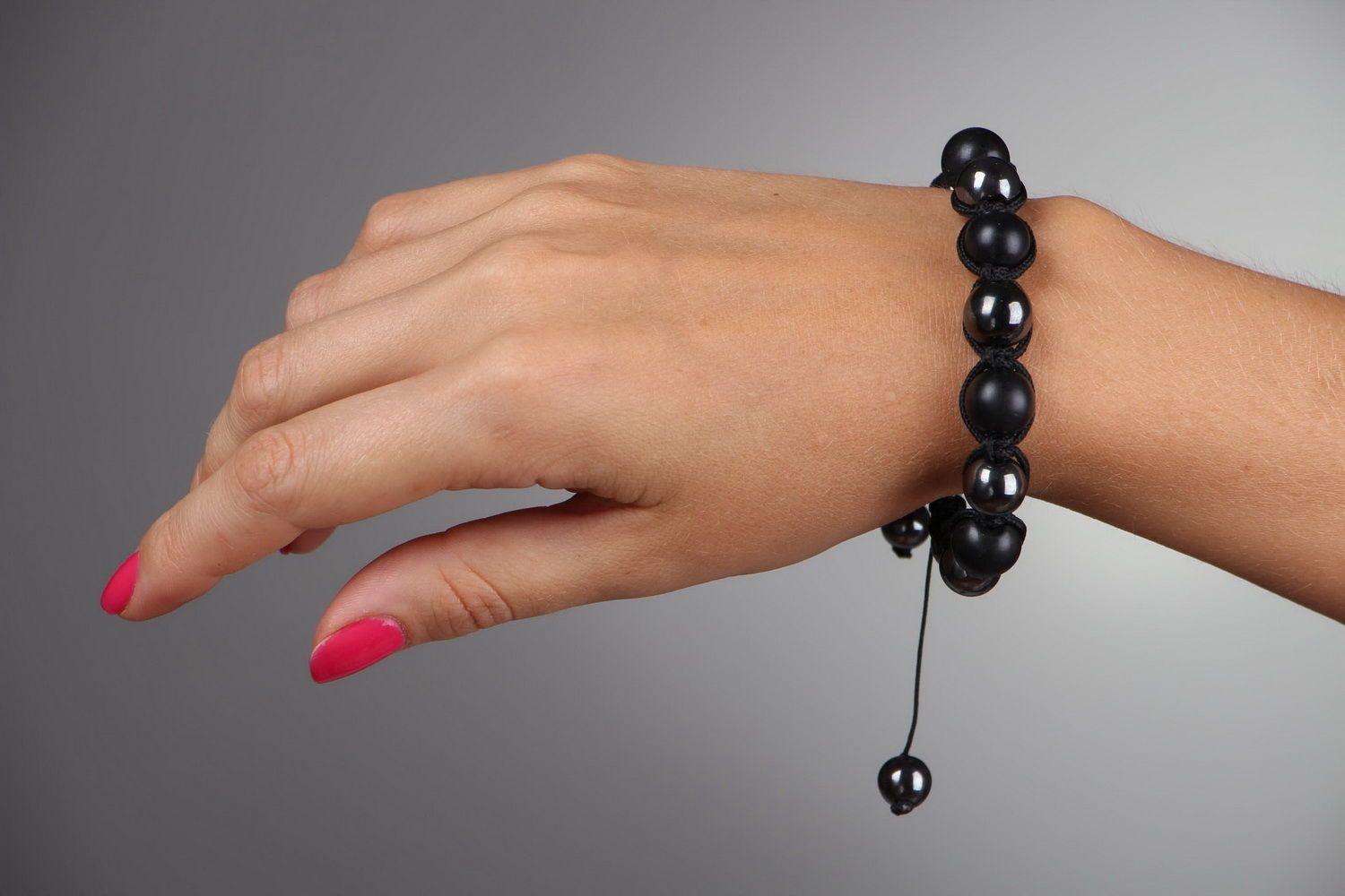 Bracelet made of hematite and shungite beads  photo 5