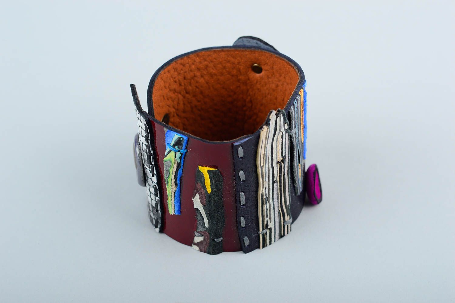 Bracelet large en cuir Bijou fait main multicolore design Cadeau pour femme photo 3