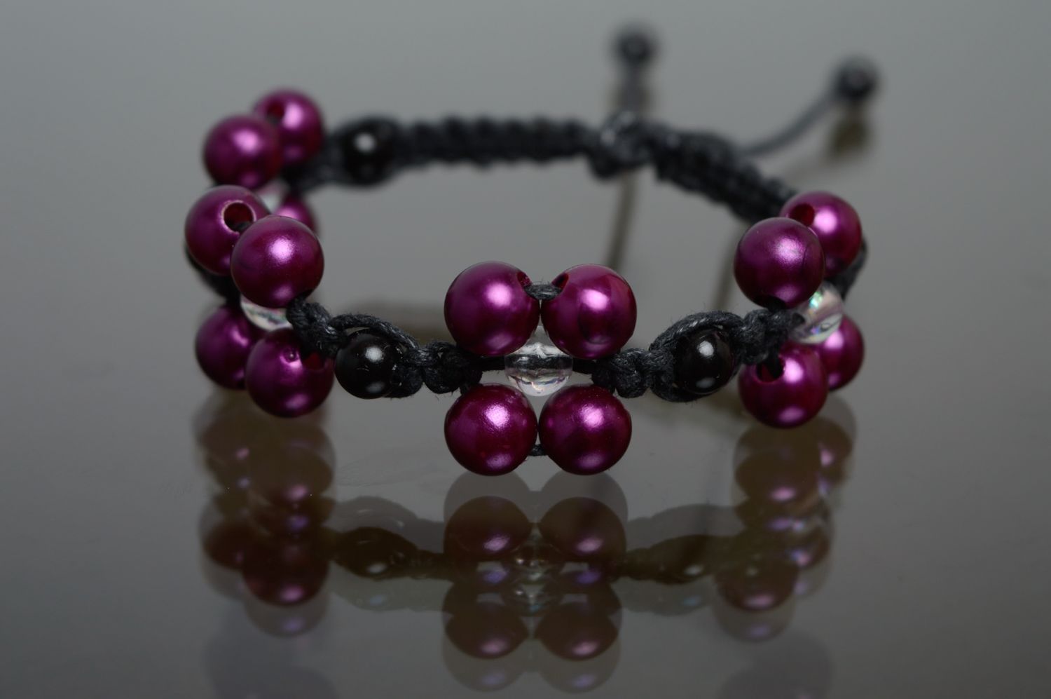 Bracelet en macramé de fil en coton ciré avec perles céramiques fleurs fait main photo 1