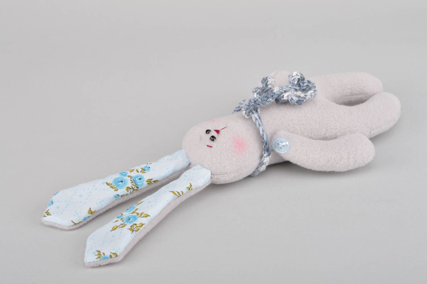 Poupée lièvre en tissu polaire originale faite main grise jouet pour enfant photo 2