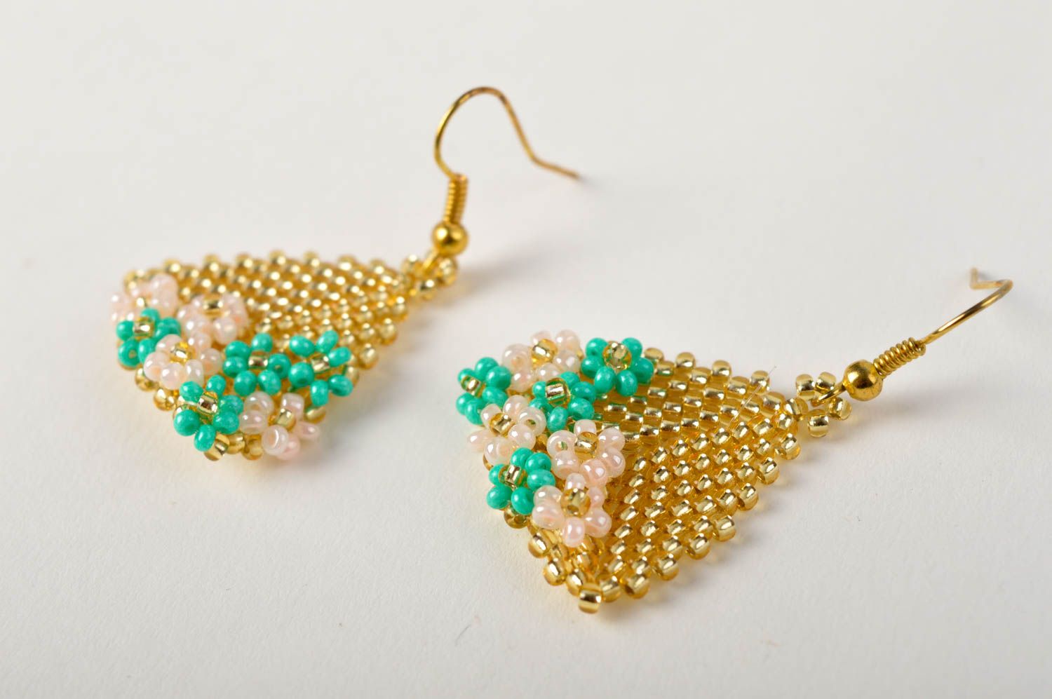 Handmade flower earring tender designer earrings beautiful beaded jewelry photo 2