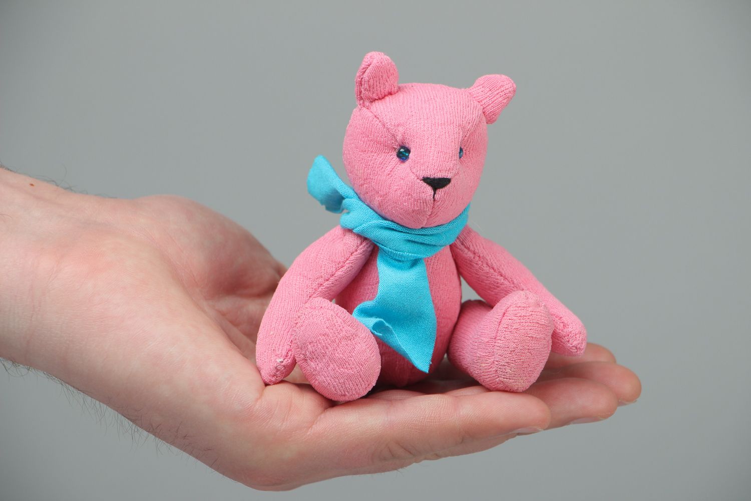 Дизайнерская игрушка мишка из полиэстера мягкая фото 3