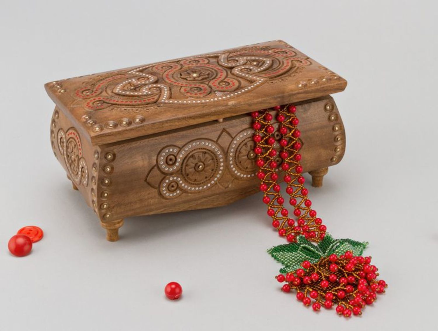 Wooden box inlaid with beads photo 1