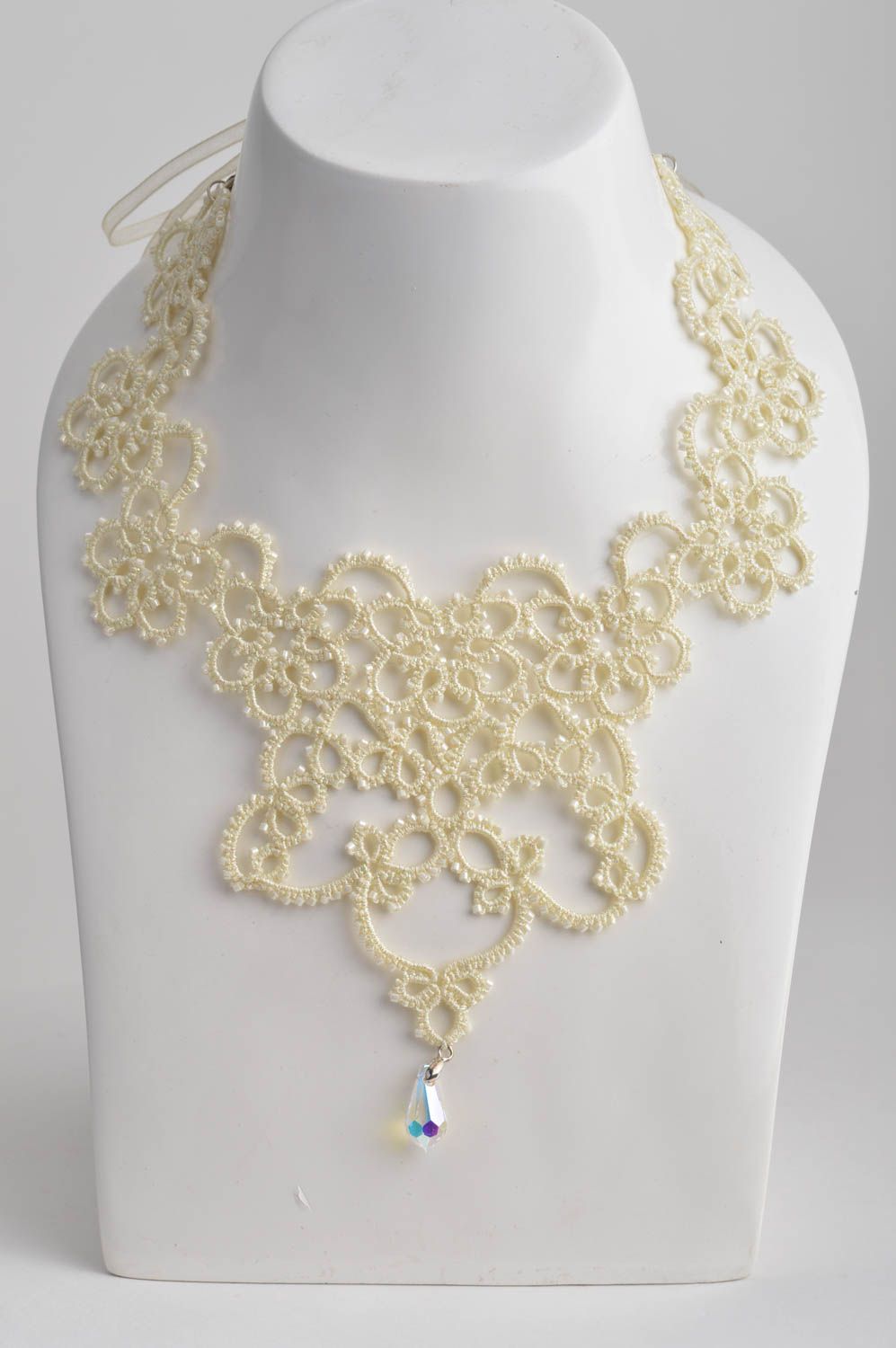 Handgemachtes schönes Designer Damen Occhi Collier aus Glasperlen in Weiß foto 3