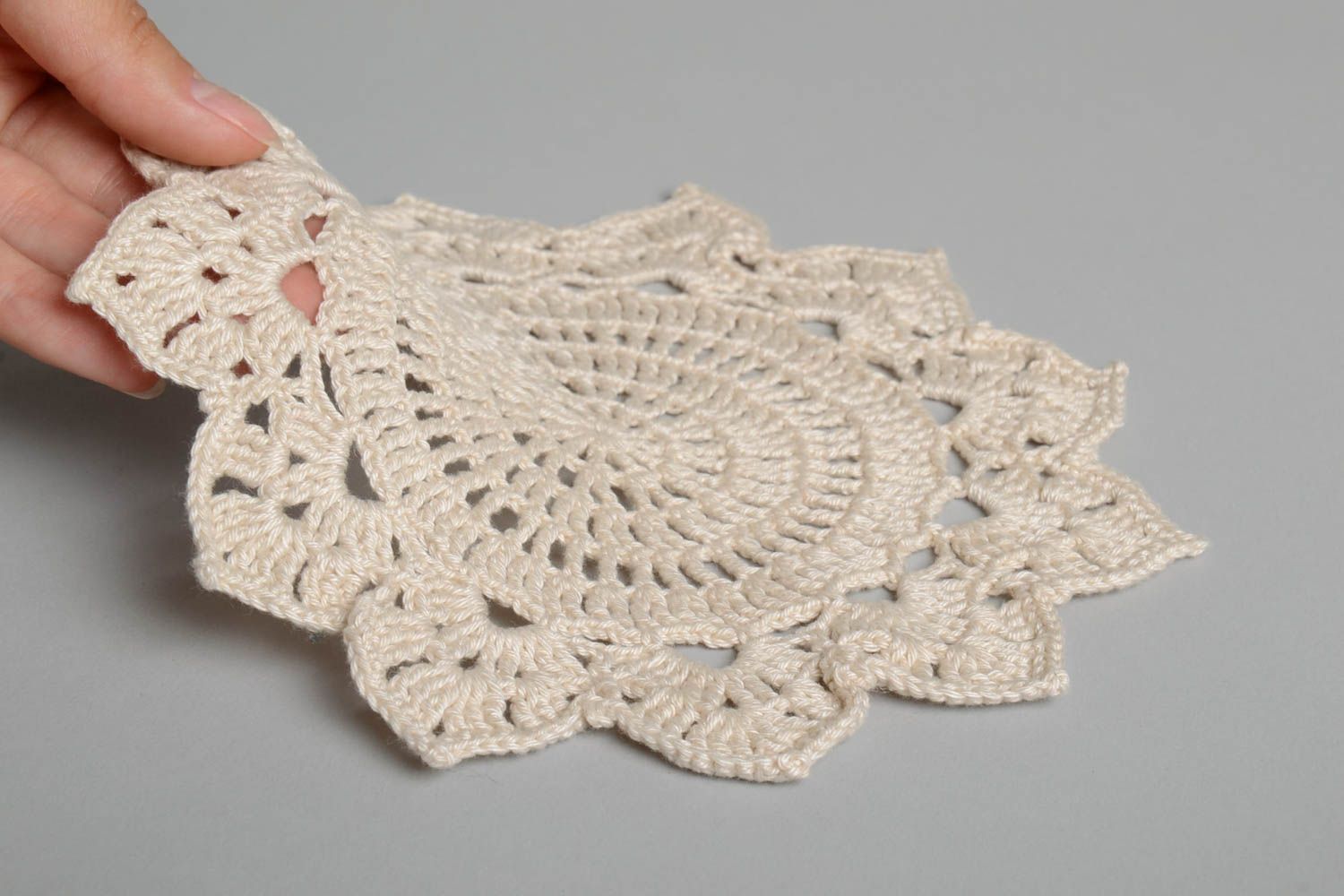 Napperon original fait main Déco maison Cadeau femme tricoté crochet dentelle photo 1