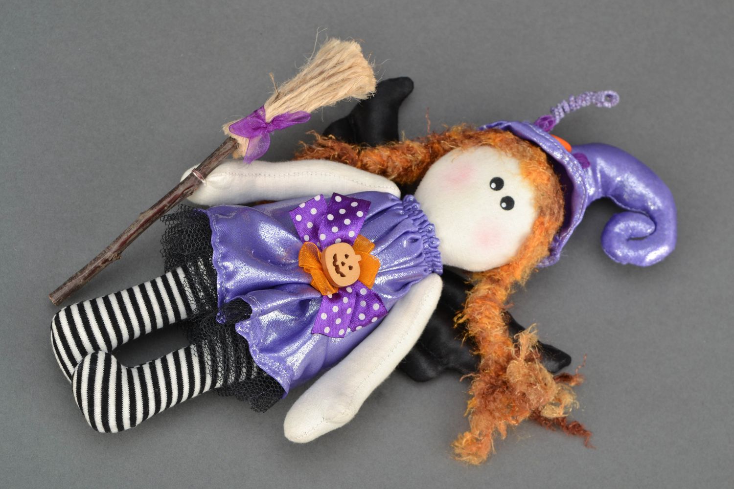 Мягкая кукла ручной работы ведьмочка фото 1
