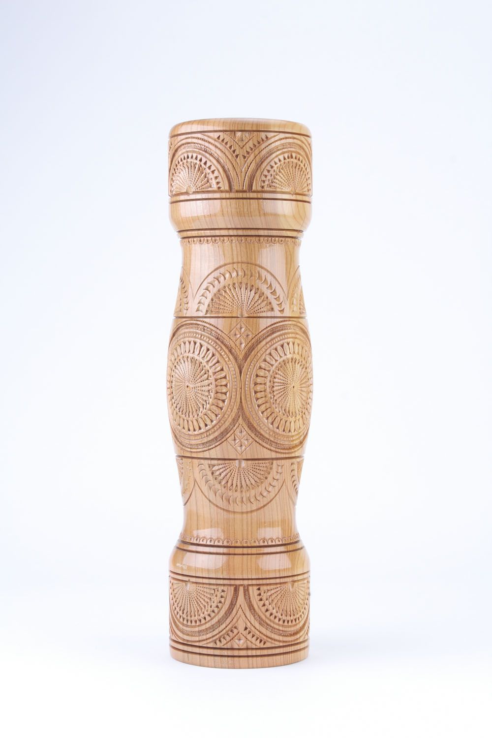 17 inches wooden floor vase with hand carvings in light color 4,2 lb photo 2