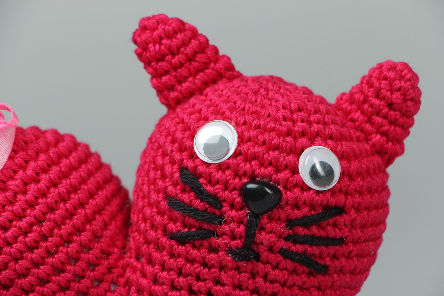 Giocattolo a maglia fatto a mano pupazzo morbido da bambini a uncinetto gatto foto 2