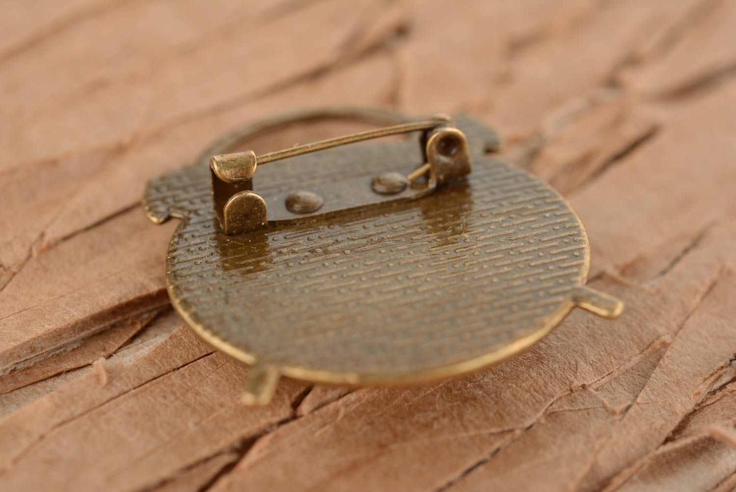 Stylish handmade metal brooch pin glass brooch jewelry fashion accessories photo 2