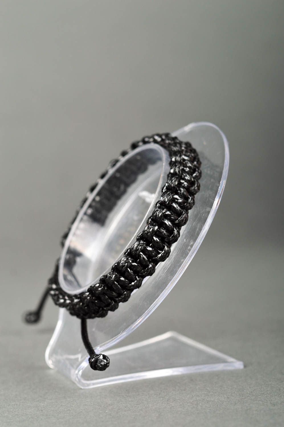 Bracelet tressé noir Bijou fait main en cordons cirés Cadeau pour femme photo 2