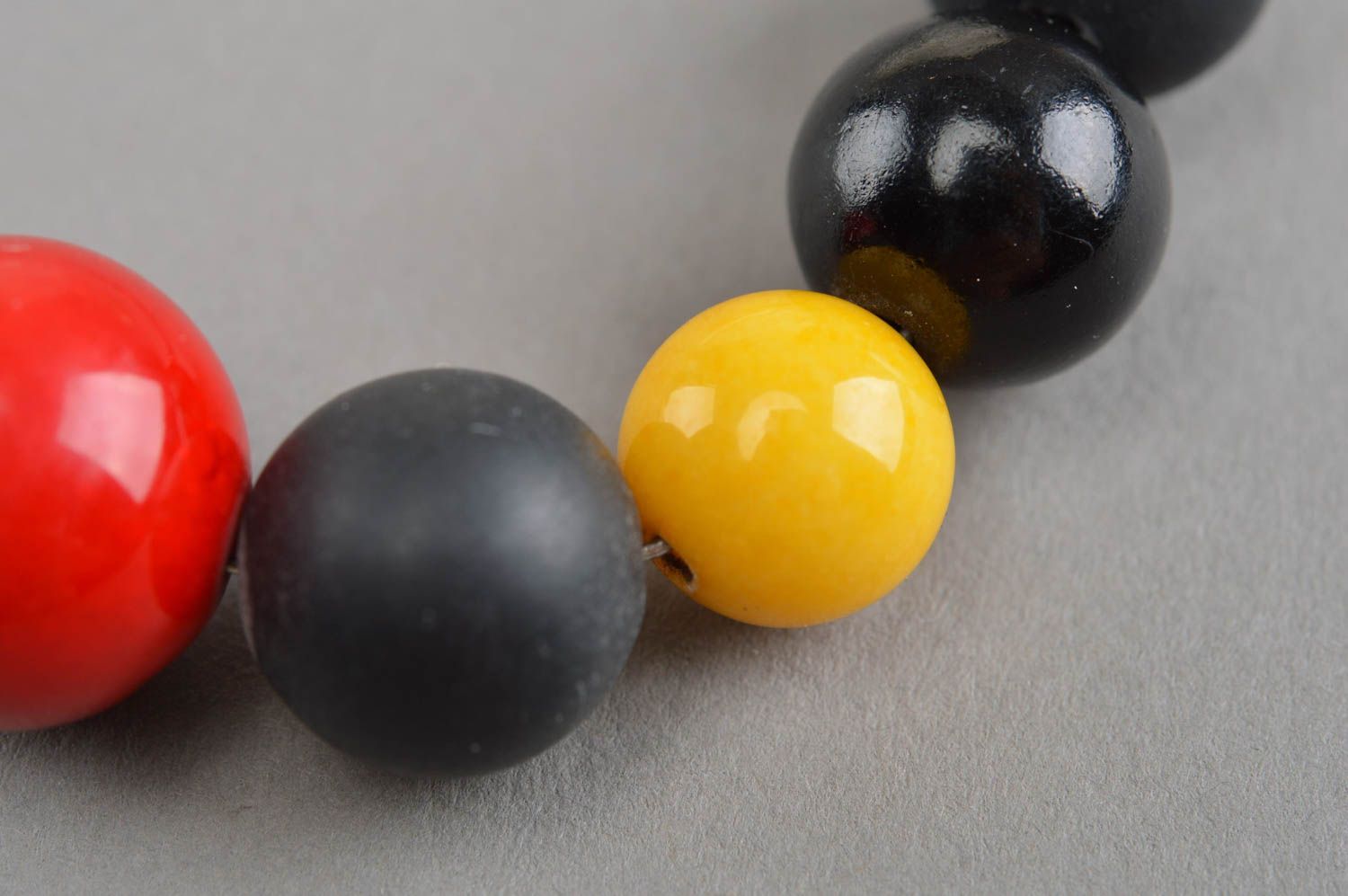 Collier en néphrite boules multicolores sur cordon noir fait main long photo 4