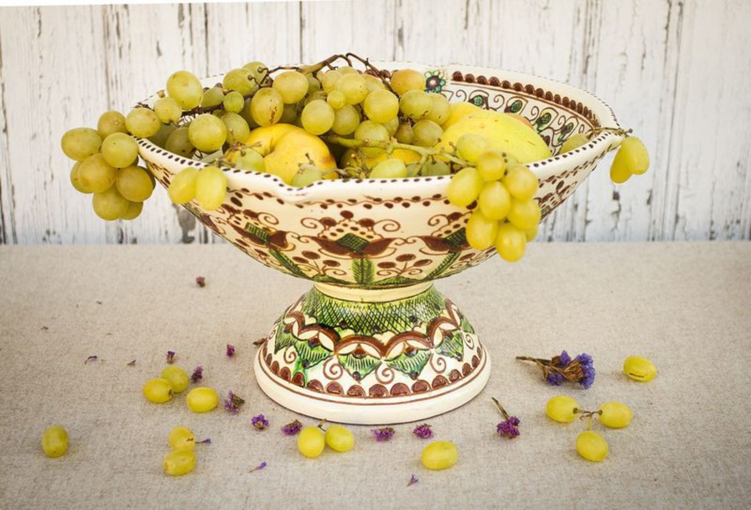 Ceramic painted fruit bowl photo 1