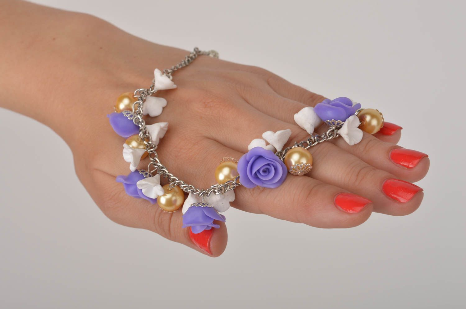Bracelet fleurs en pâte polymère Bijou fait main mauve original Cadeau femme photo 2