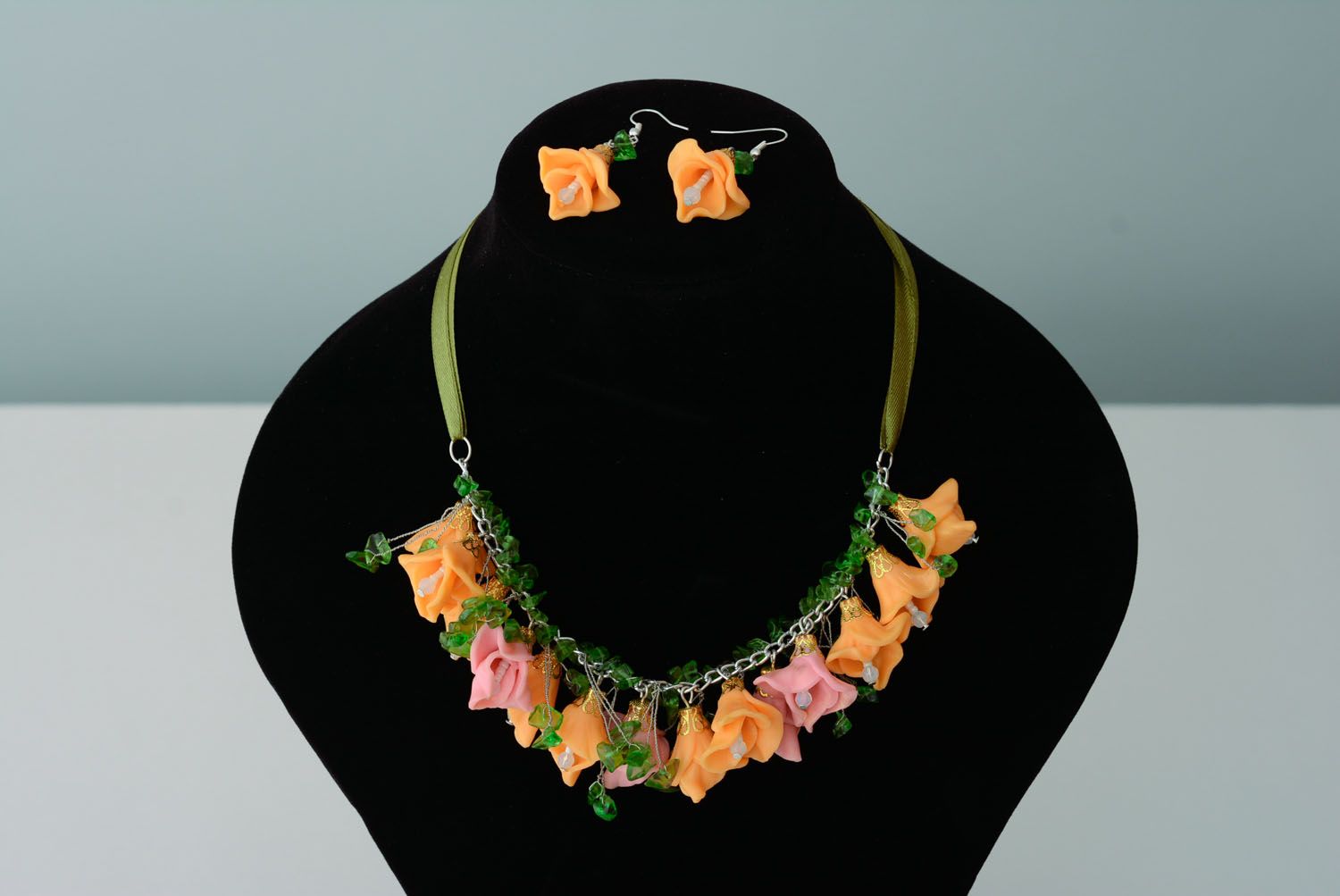 Conjunto de joyas de arcilla polimérica flores de primavera foto 2