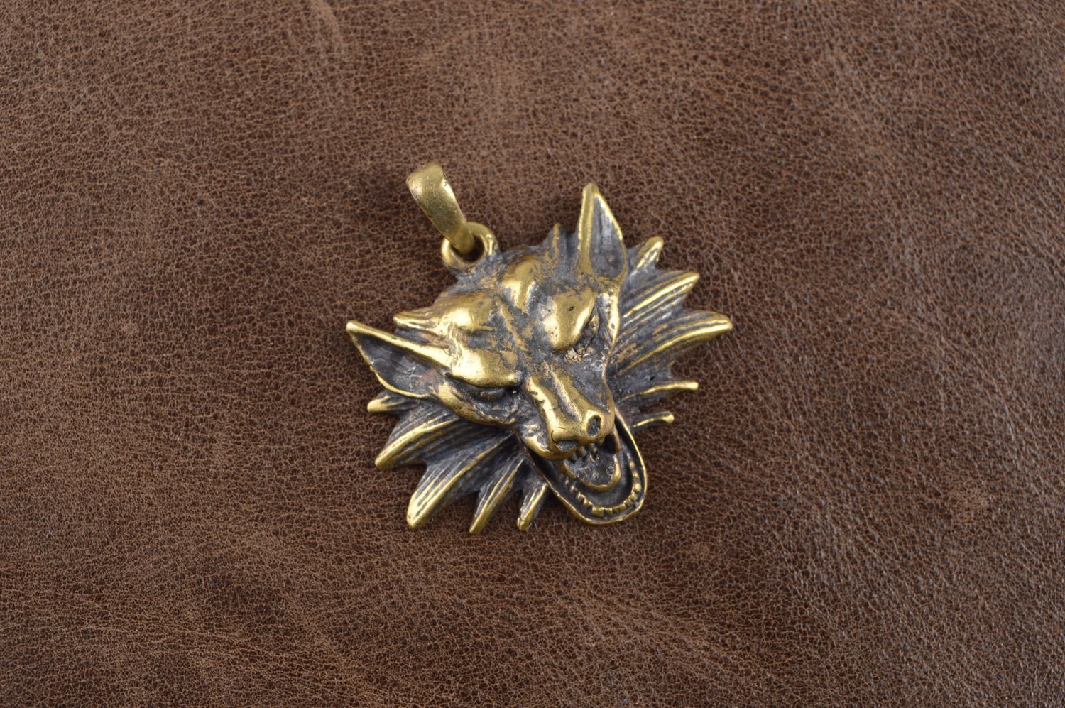 Pendentif loup Bijou fait main en bronze original Accessoire femme design stylé photo 1