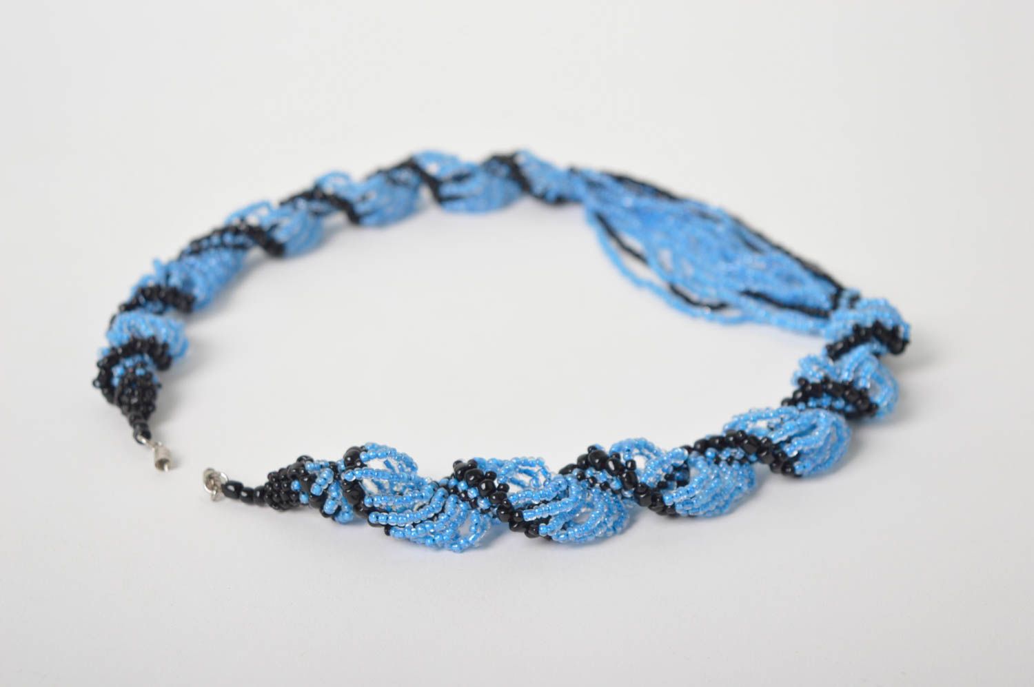 Handmade Schmuck Rocailles Kette Collier blau Accessoire für Frauen Halsschmuck foto 4