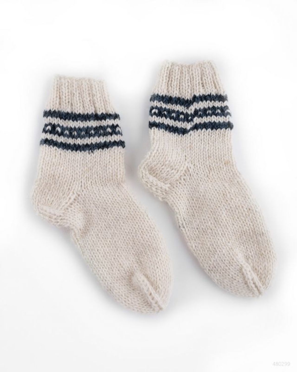 Warm baby socks made ​​of wool photo 2