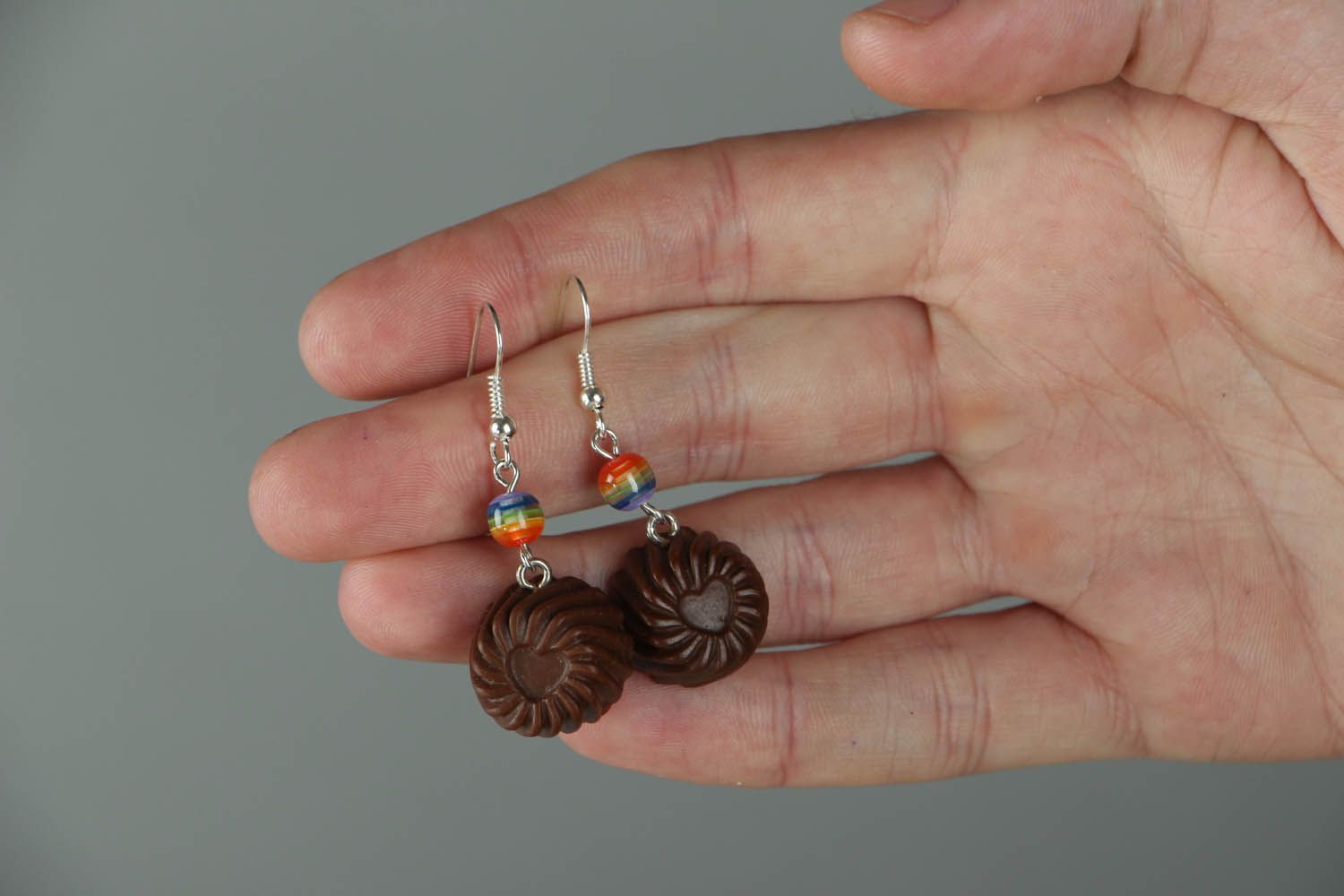 Boucles d'oreilles en argile faites main Bonbons au chocolat photo 4