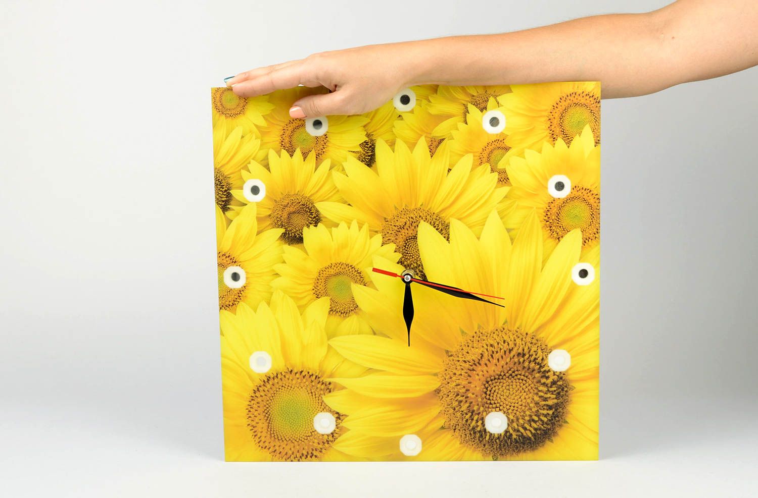Horloge murale fait main Horloge déco en verre carrée jaune Accessoire maison photo 3