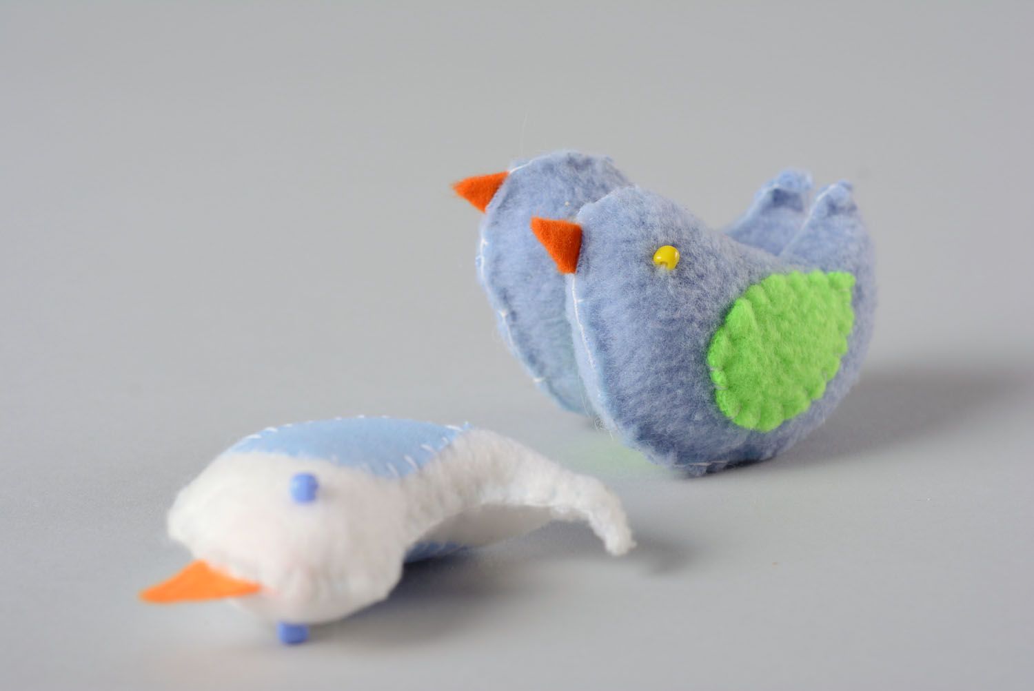 Conjunto de brinquedos macios de tecido feito à mão Pássaros  foto 3