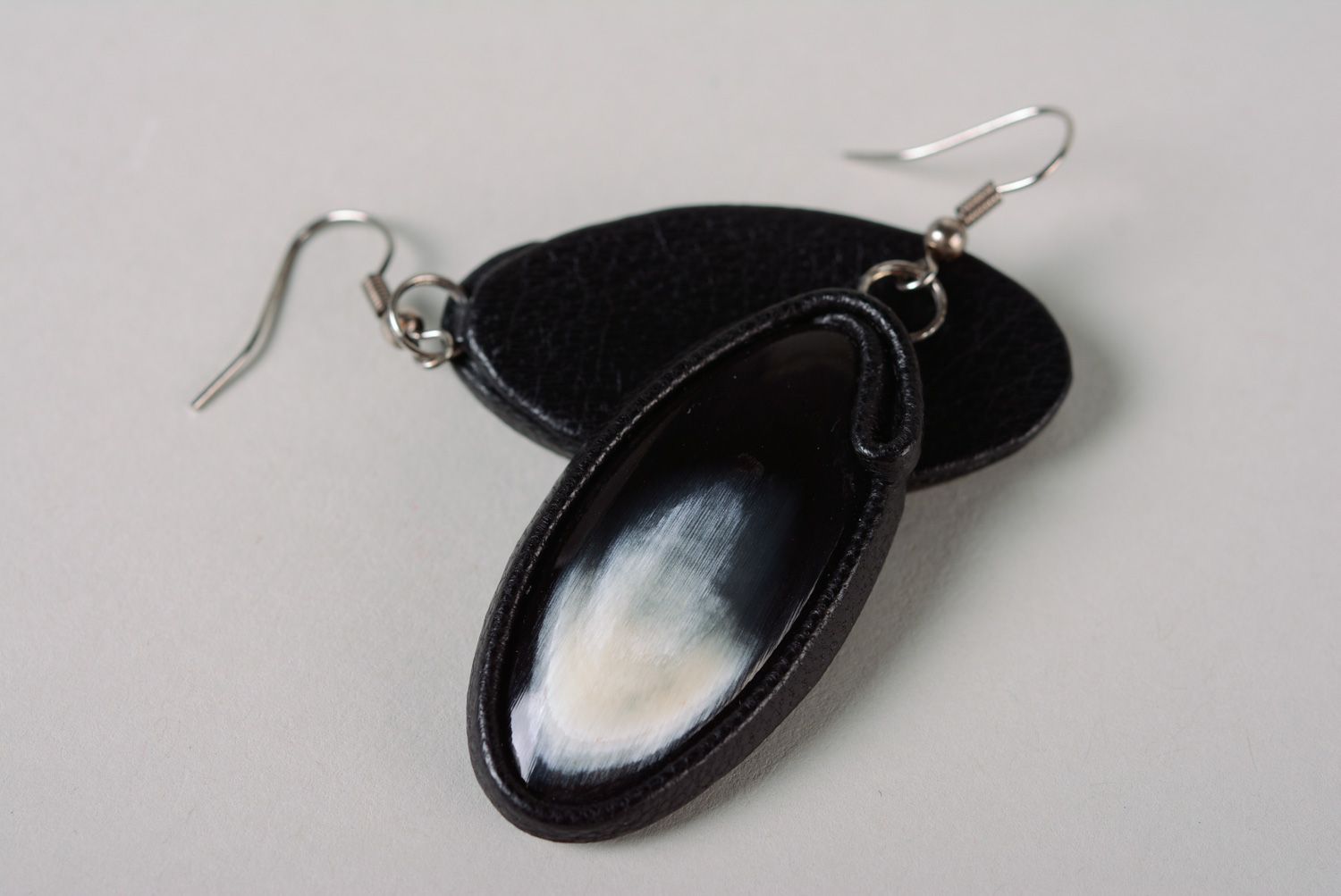 Handmade designer massive leather and cow horn earrings in gray color palette photo 2