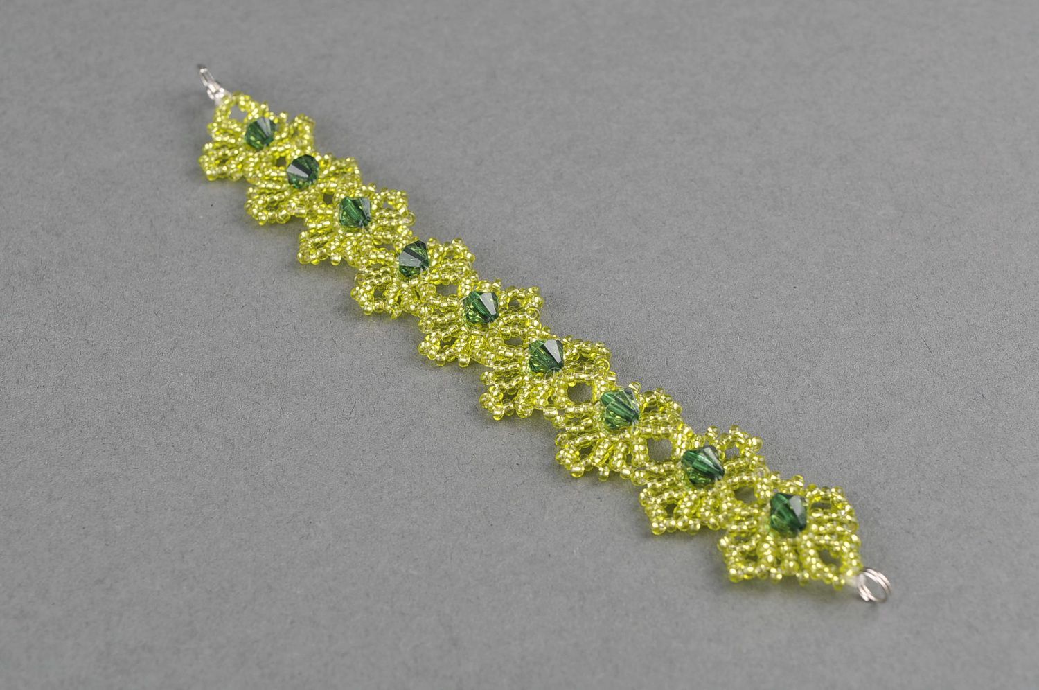Bracelet fait main en perles de rocailles Cristal de neige vert photo 2