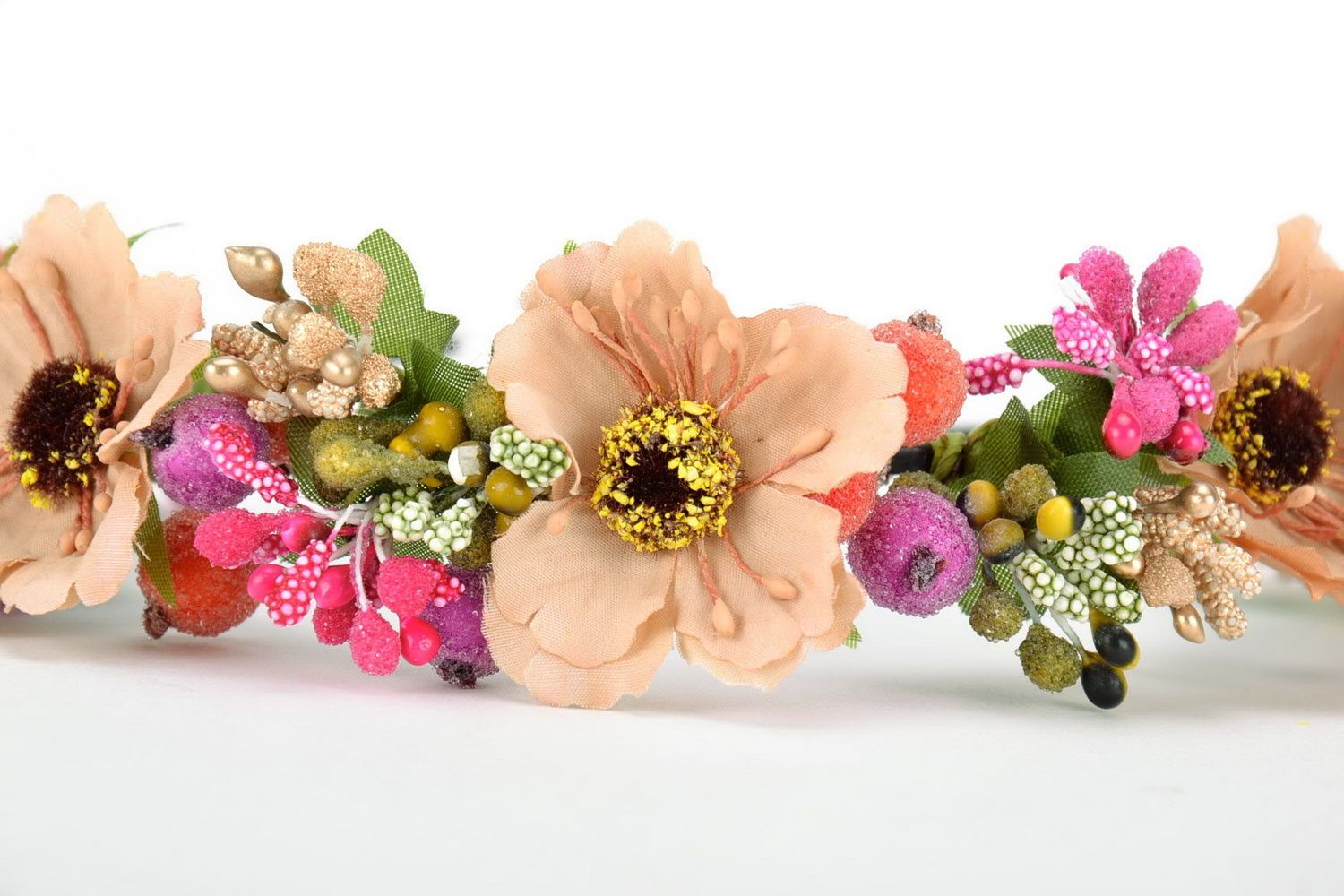 Headband made from flowers photo 1