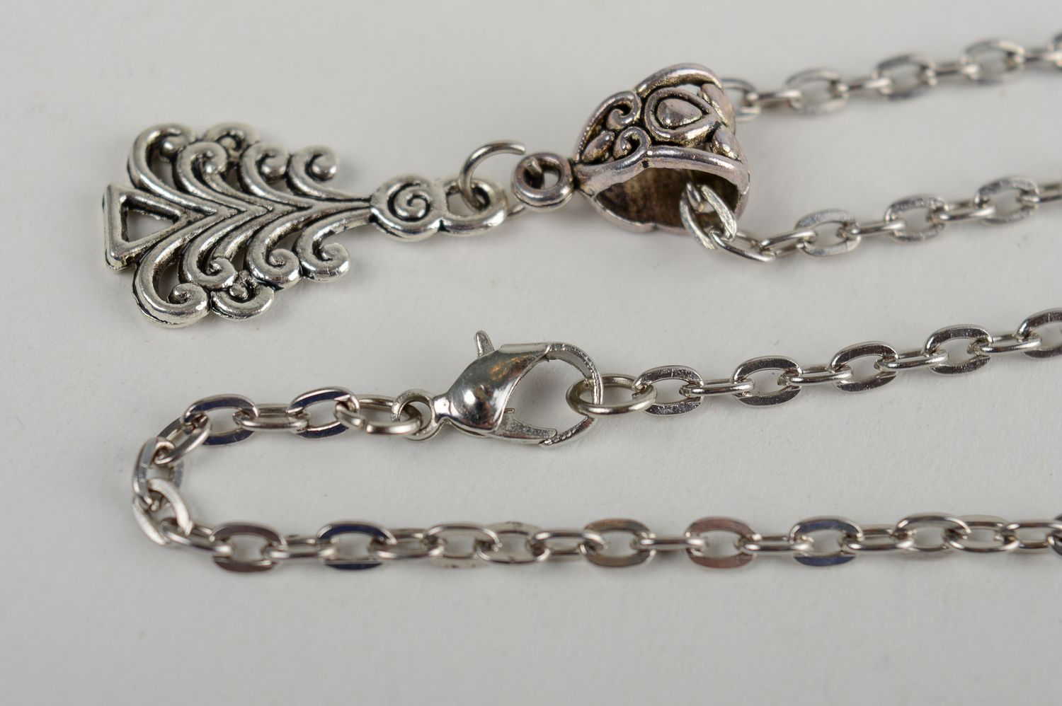 Designer pendant handmade pendant on chain metal pendant metal jewelry for girls photo 3