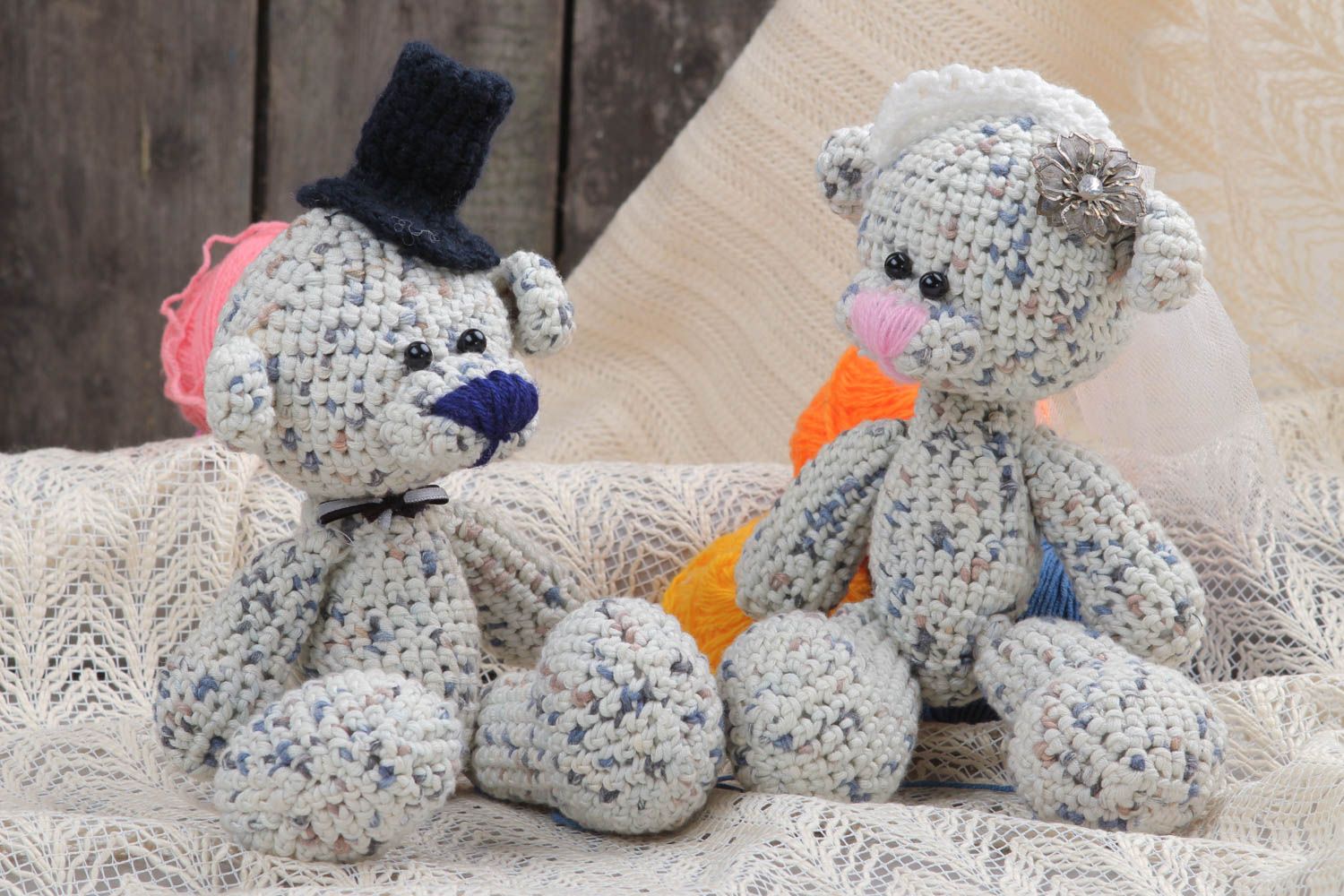 Jouets tricotés Peluches animaux fait main 2 pièces oursons Cadeau enfant photo 1
