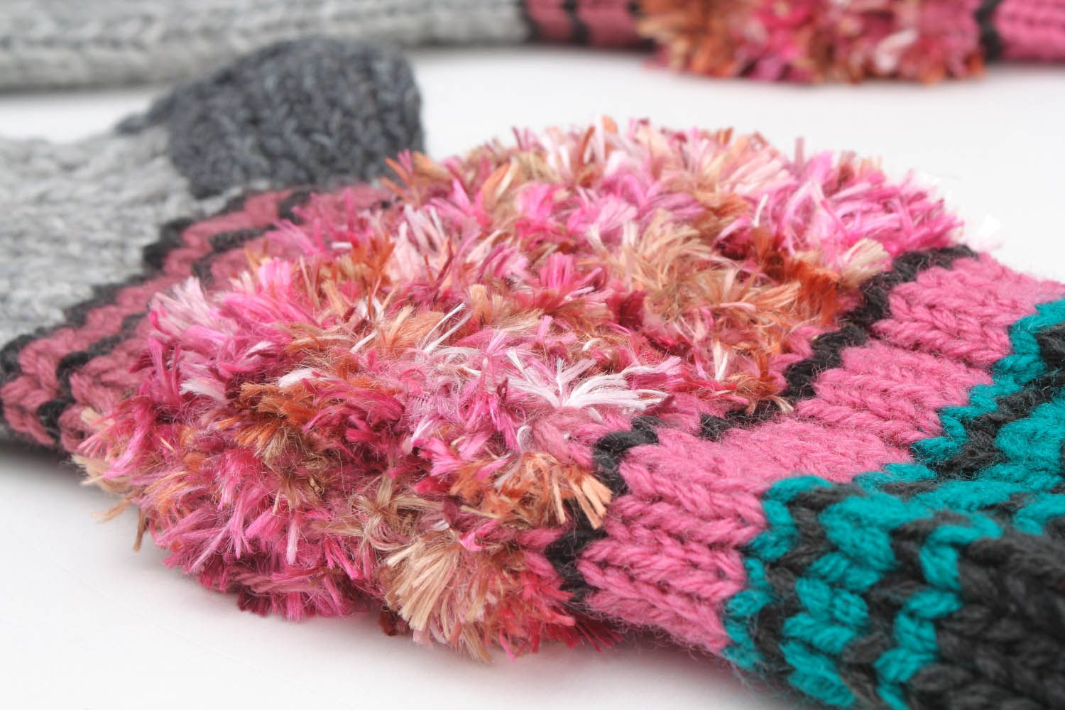 Meias quentes de mulher tricotadas de lã natural à mão  foto 4