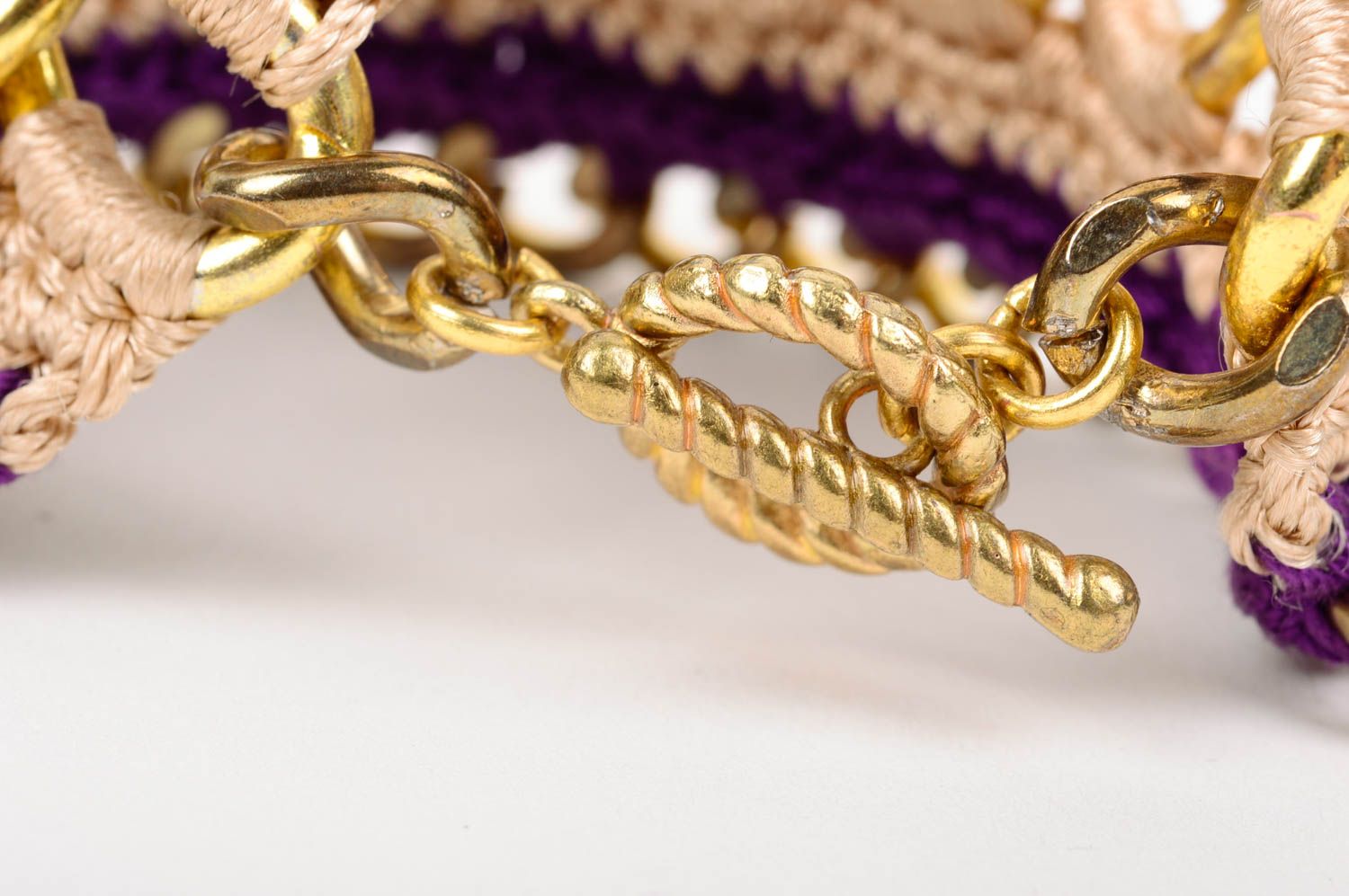 Handmade gehäkeltes Armband Schmuck für Frauen Designer Accessoire schön foto 5