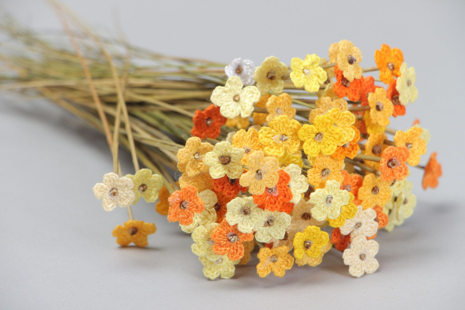 Bouquet of handmade artificial flowers crocheted of cotton threads 100 items photo 3