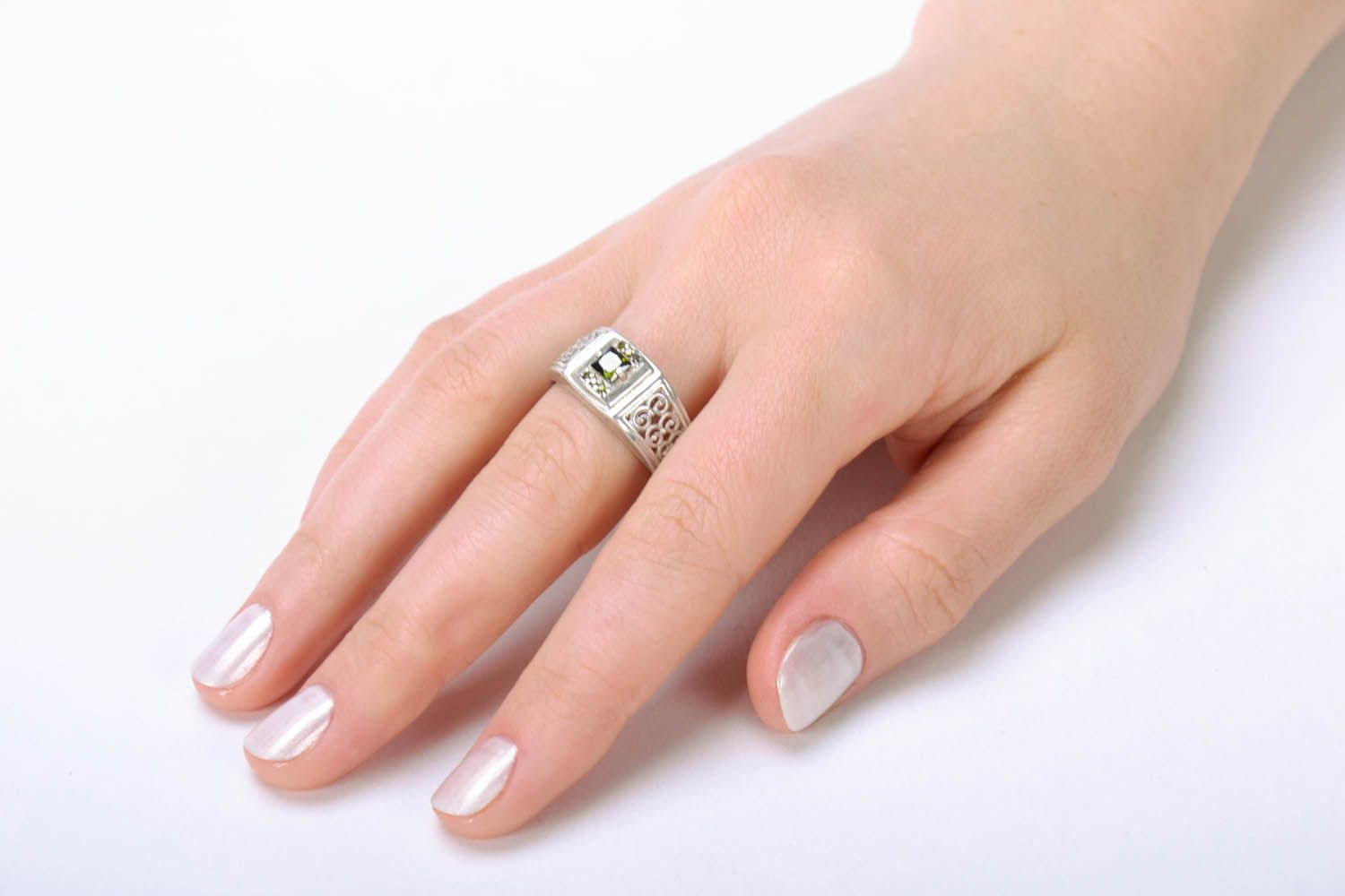 Серебряное кольцо с натуральным камнем фото 5
