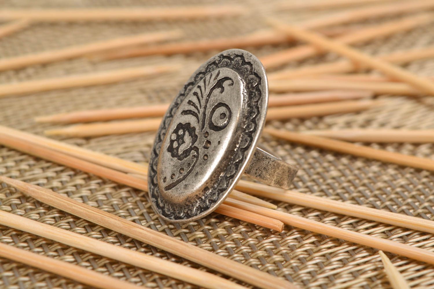 Metal ring in ethnic style photo 1