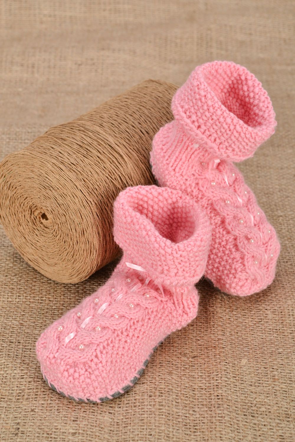 Chaussons tricotés à main roses originaux  photo 1