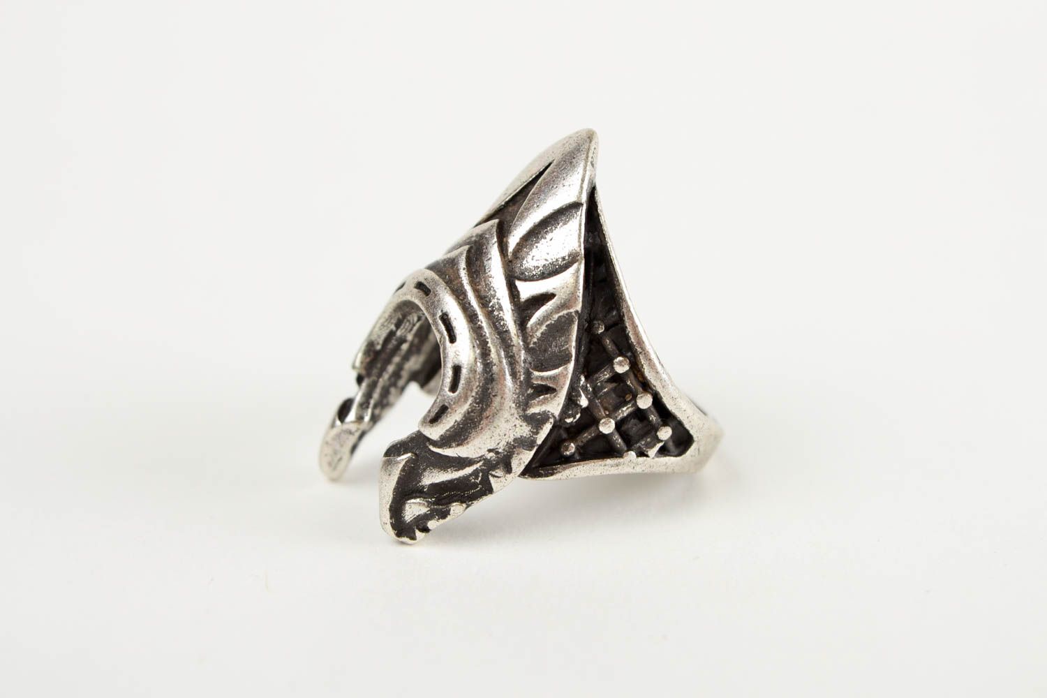 Ring Damen handmade hochwertiger Modeschmuck ausgefallener Ring aus Metall  foto 4